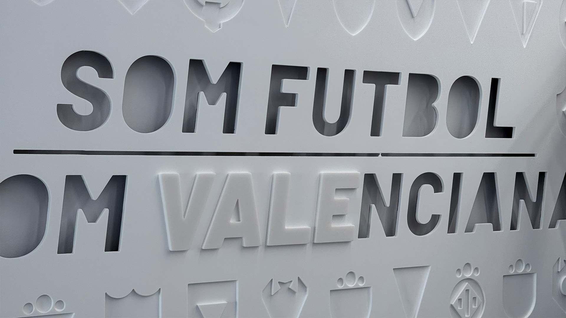 Servicio de instalación de rótulos en Valencia