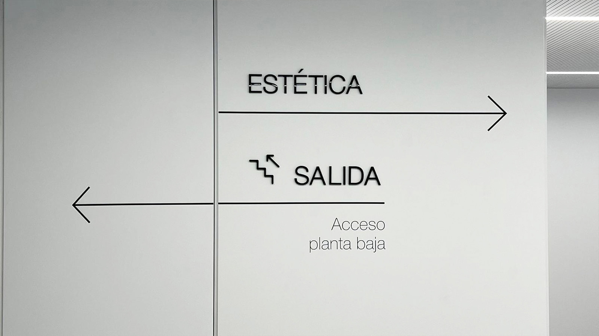 Señalética y señalización interior en Valencia - Rótulos Rapsa